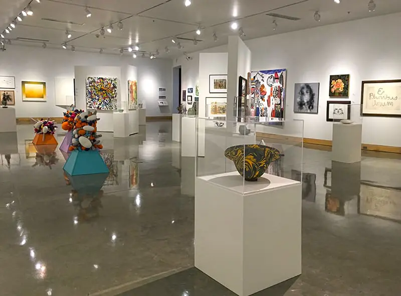 gallery03