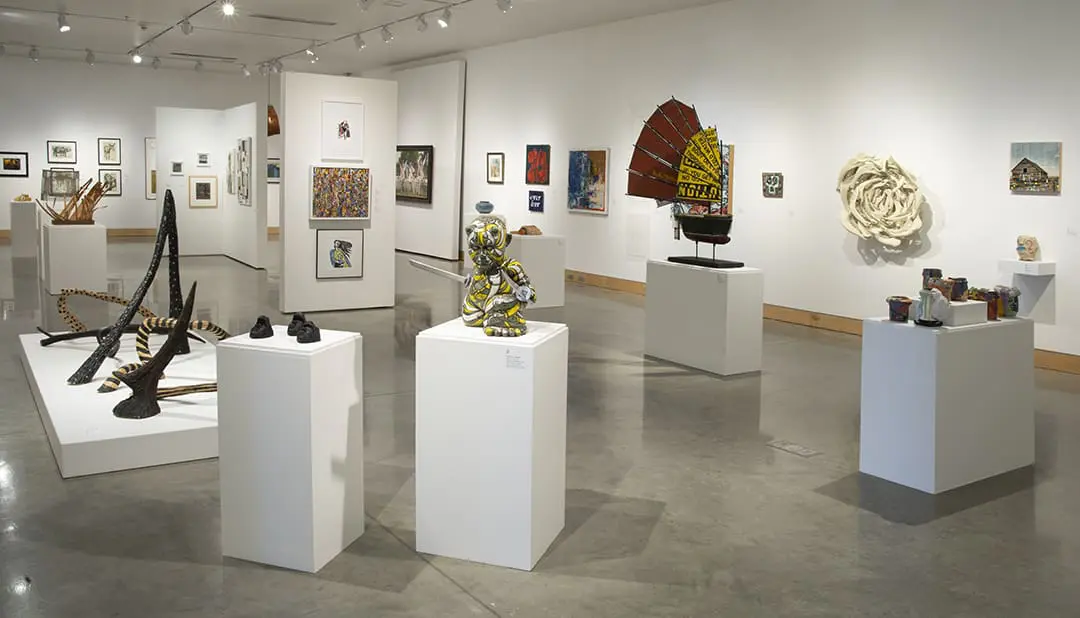 gallery04